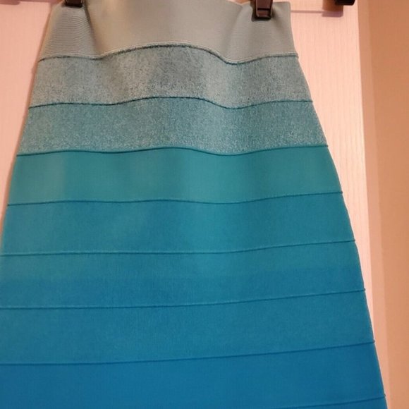 BCBG Maxaztia BANDAGE POWER RAYON KNIT SKIRT Tourquoise Color Block Skirt Sz S - Picture 6 of 8